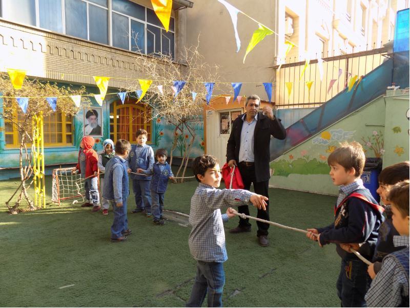 مسابقه طناب کشی ویژه دهه فجر